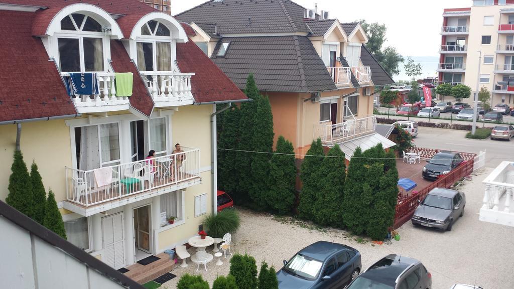 Crystal és Susanne Panzió Siófok Exterior foto